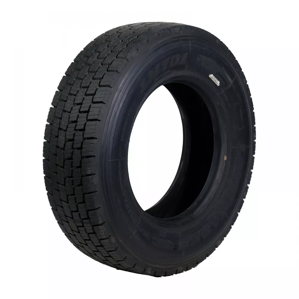 Грузовая шина 315/70 R22,5 LM-701 в Пласте