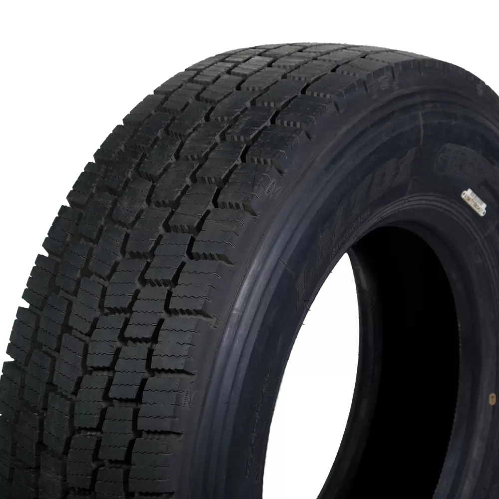 Грузовая шина 315/70 R22,5 LM-701 в Пласте