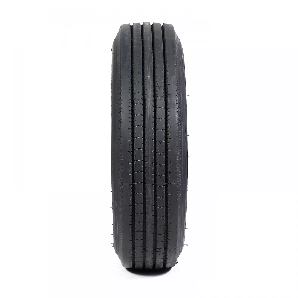 Грузовая шина 215/75 R17,5 Long March LM-216 16PR в Пласте