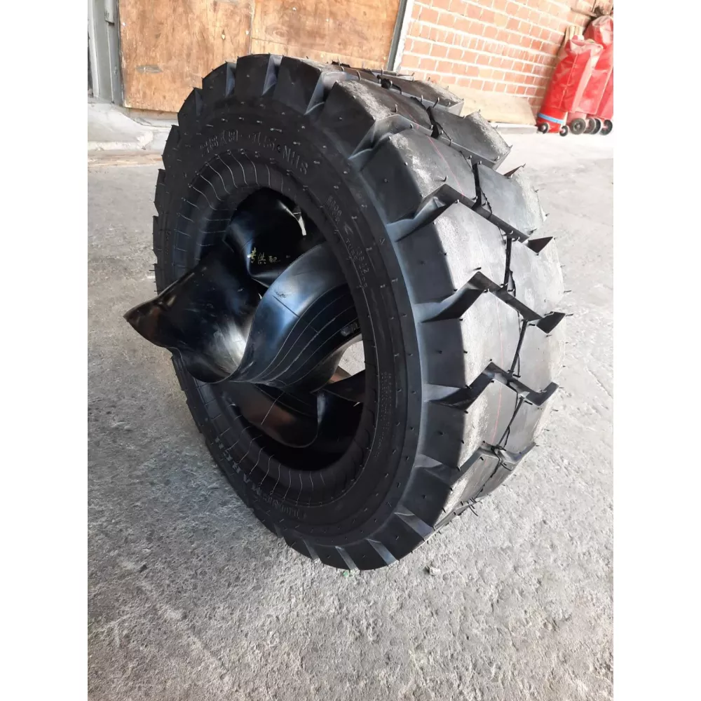 Спецшина 28х9-15 Long march S-606 16 PLY в Пласте