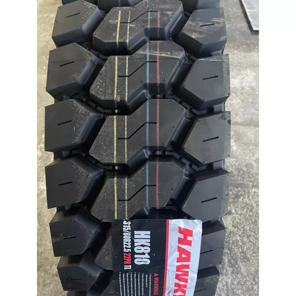 Грузовая шина 315/80 R22,5 Hawkwey HK810 22PR в Пласте